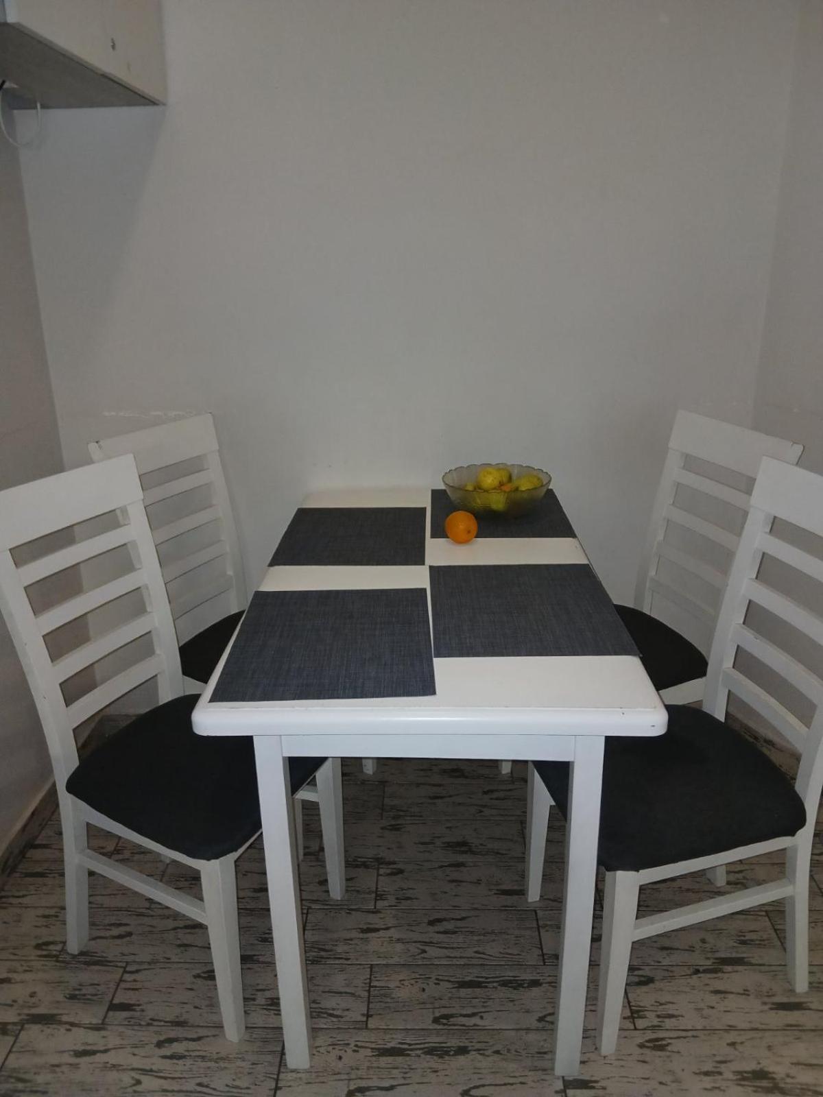 Skelnaia Apartment Лвив Екстериор снимка